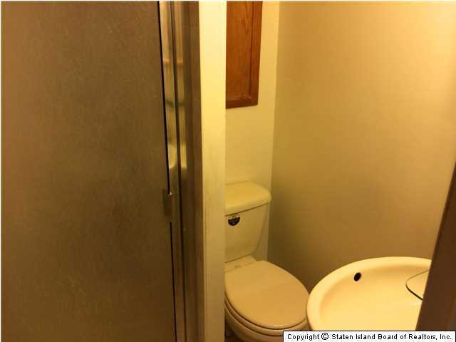 92 Middle Loop Road Staten Island, NY 10308 - Photo 19 of 20 Additional Photo