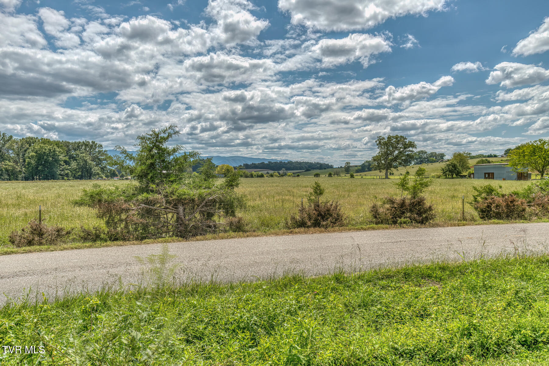30 Ebenezer Loop Chuckey, TN 37641 - Photo 39 of 43 30 Ebenezer Loop-42