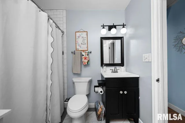 $189,900 | 2153 14th Street, Rock Island, IL 61201