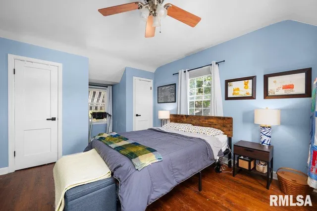 $189,900 | 2153 14th Street, Rock Island, IL 61201