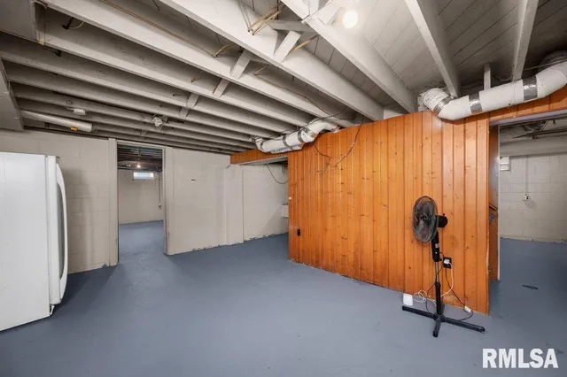 $189,900 | 2153 14th Street, Rock Island, IL 61201