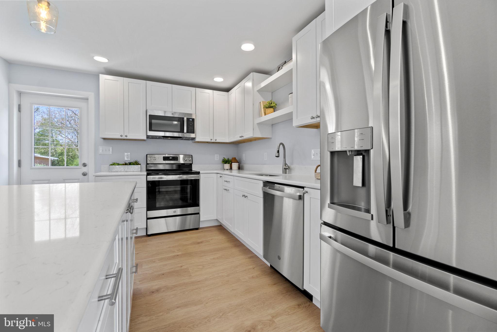 11410 Cloverhill Drive Silver Spring, MD 20902 - Photo 7 of 39 Kitchen