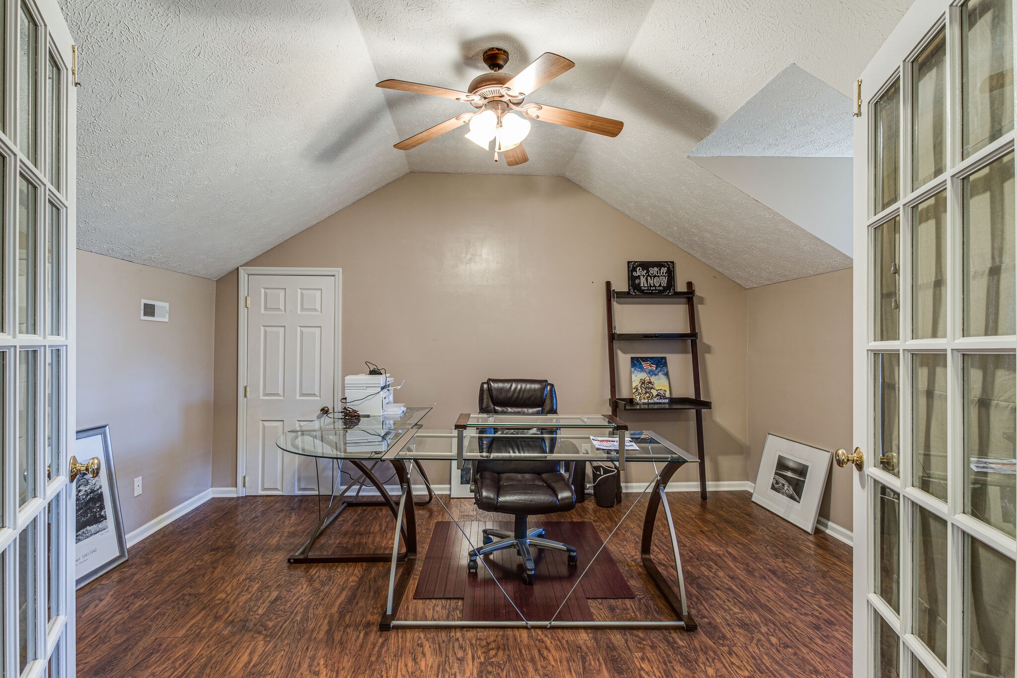 1257 Lyndell Bell Road Manchester, TN 37355 - Photo 31 of 50 a view of a dining room with furniture and wooden floor