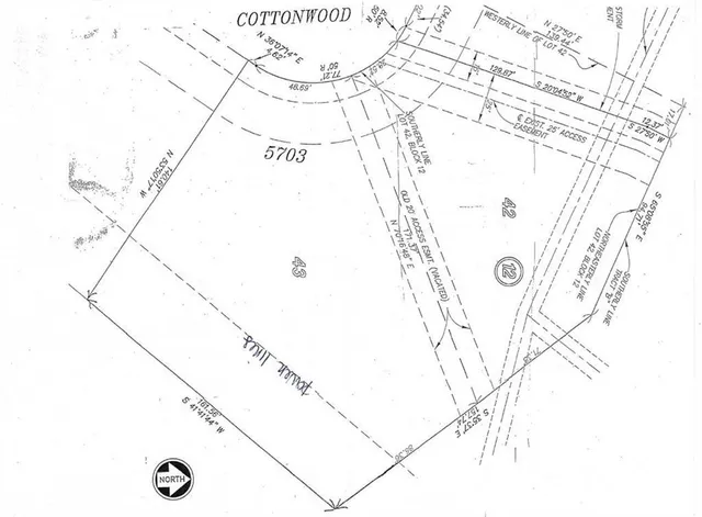 $210,000 | 5703 Cottonwood Street, Shawnee, KS 66216