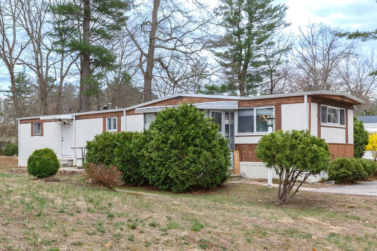 4 Clovercrest Drive Nashua, NH 03062 - Photo 22 of 55