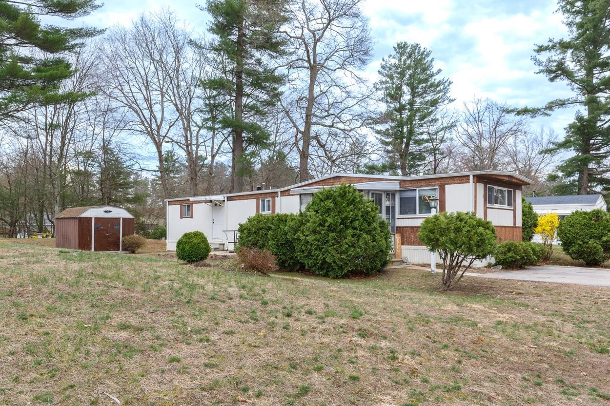 4 Clovercrest Drive Nashua, NH 03062 - Photo 28 of 55