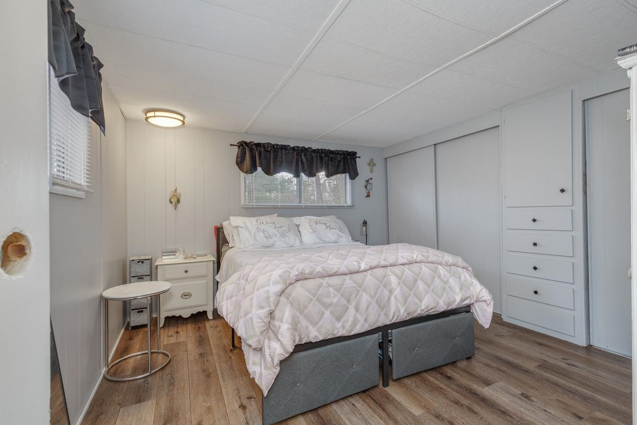 4 Clovercrest Drive Nashua, NH 03062 - Photo 10 of 55