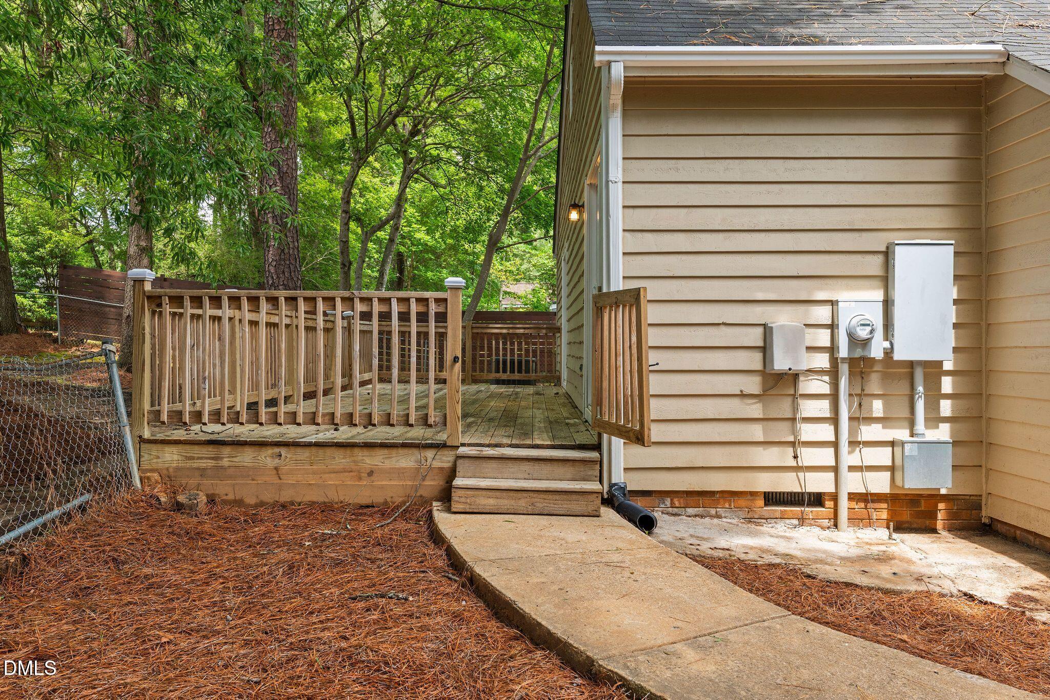 410 Ryan Road Cary, NC 27511 - Photo 27 of 40