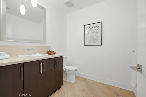 $1,290,000 | 402 Rockefeller, Unit 406, Irvine, CA 92612