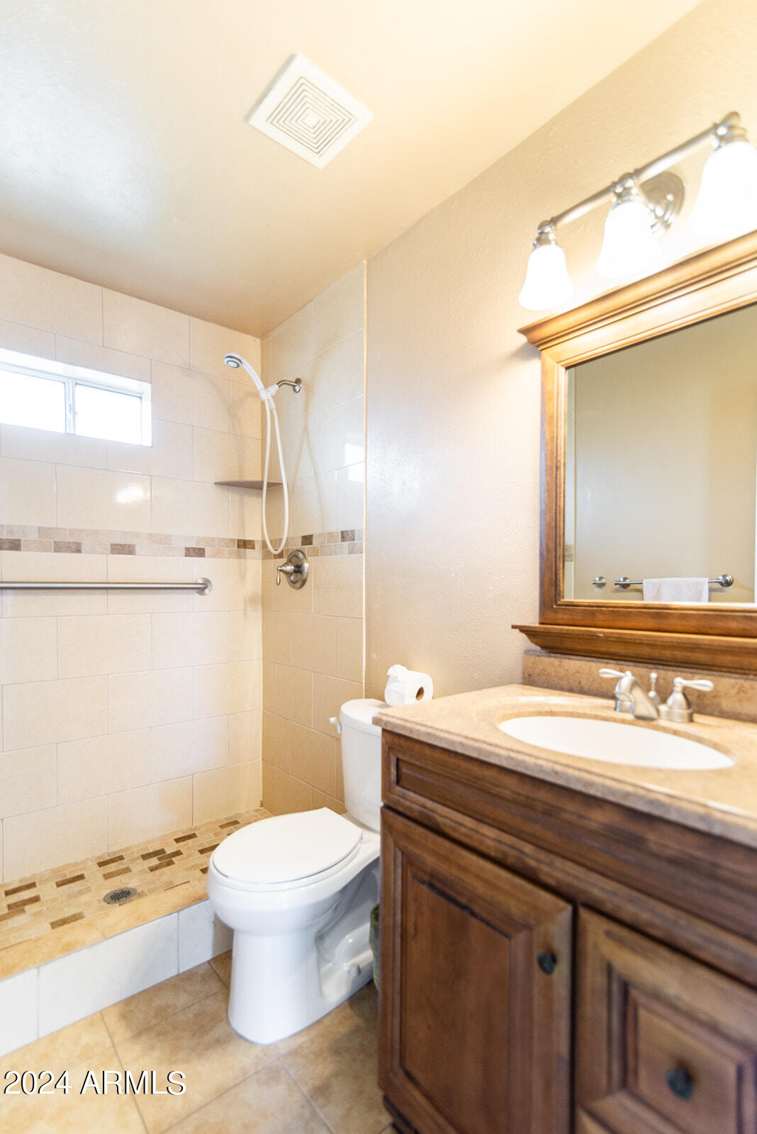 820 West Piedmont Road Phoenix, AZ 85041 - Photo 16 of 19 Piedmont-49