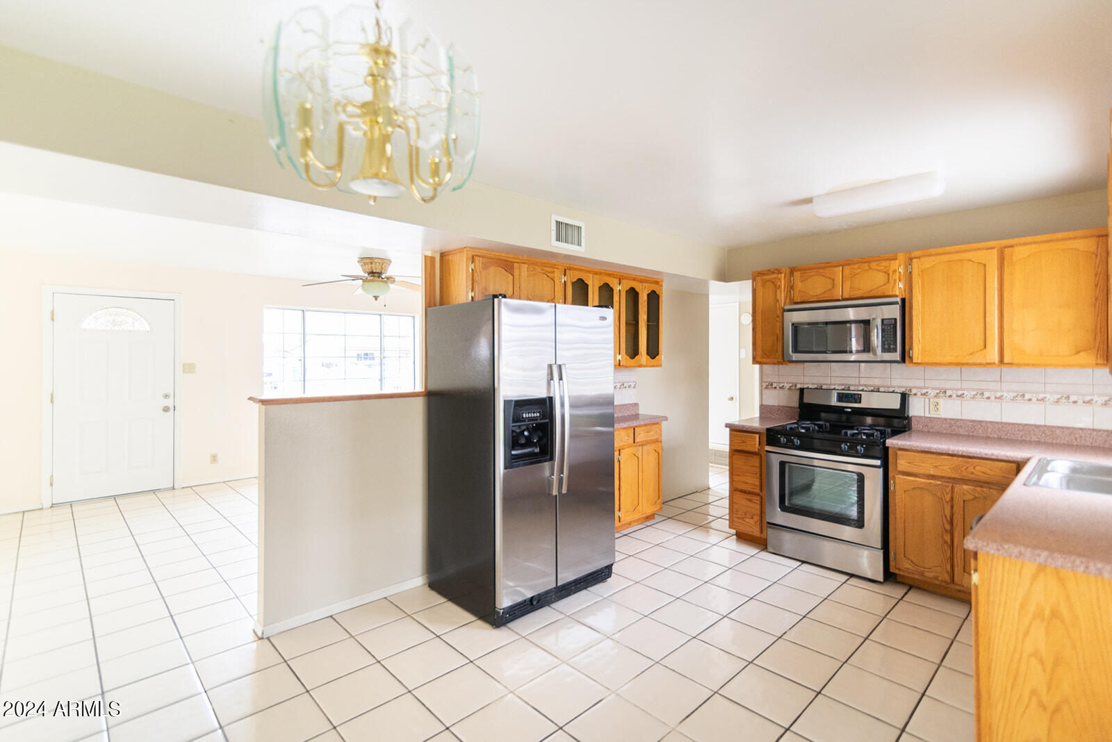 820 West Piedmont Road Phoenix, AZ 85041 - Photo 6 of 19 Piedmont-27