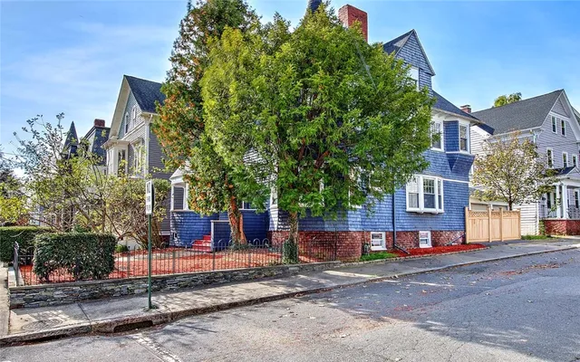 $1,295,000 | 20 Taber Avenue, Providence, RI 02906