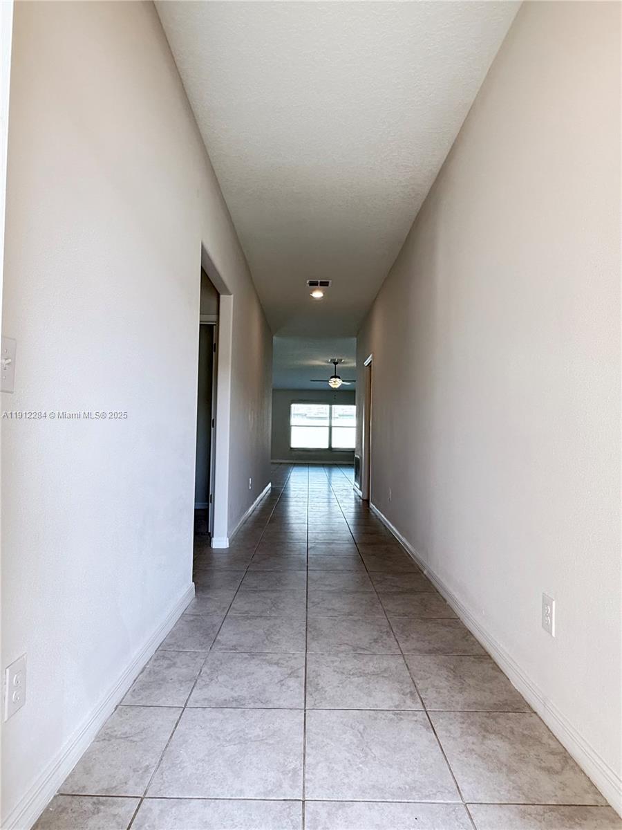 39889 Harmon Grove Court Zephyrhills, FL 33540 - Photo 28 of 55 a view of entryway