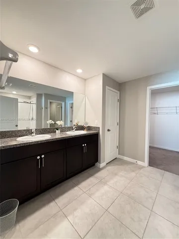 $2,200 | 39889 Harmon Grove Court, Zephyrhills, FL 33540