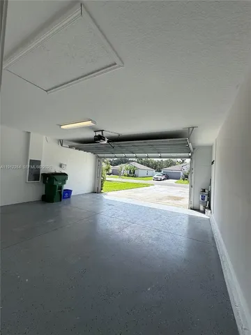 $2,200 | 39889 Harmon Grove Court, Zephyrhills, FL 33540