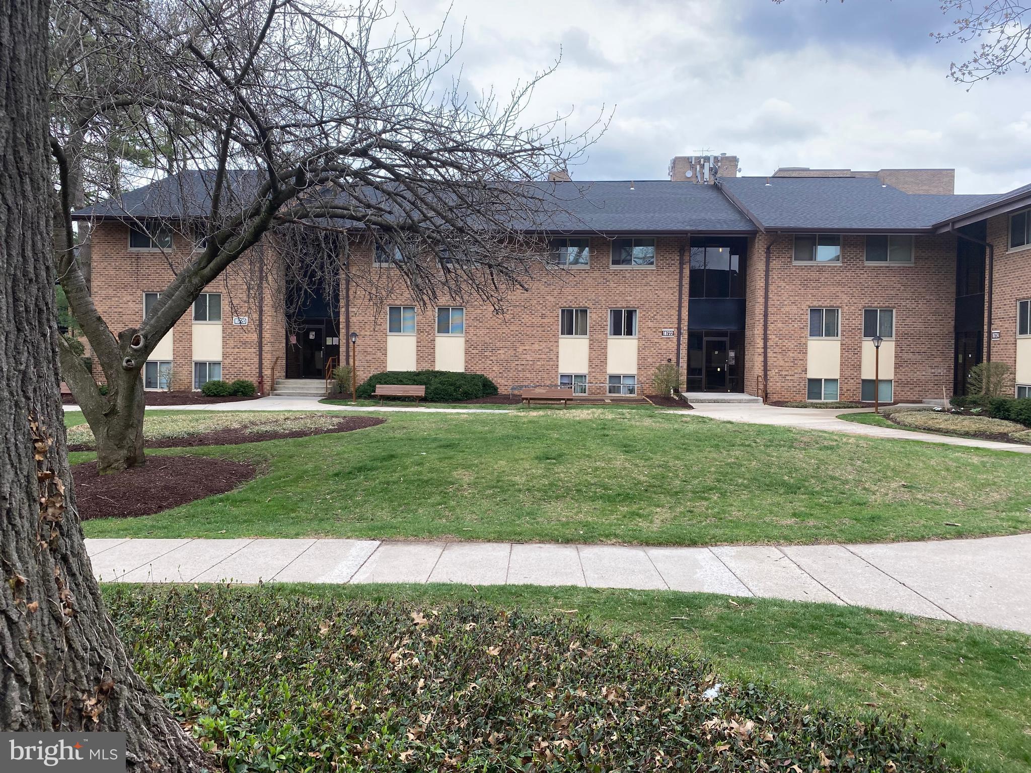 18722 Walkers Choice Road, Unit 3 Montgomery Village, MD 20886 - Photo 2 of 28