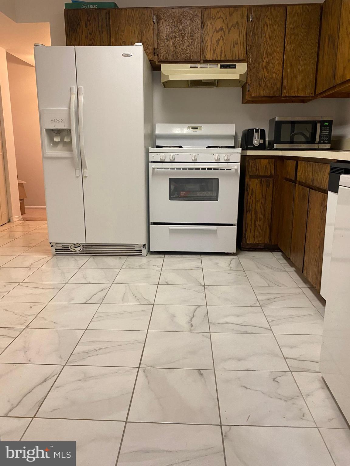 18722 Walkers Choice Road, Unit 3 Montgomery Village, MD 20886 - Photo 12 of 28