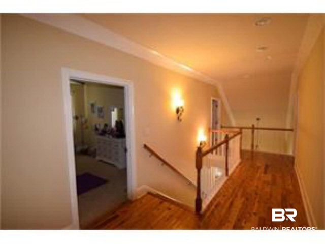 61 North Hawthorne Place Mobile, AL 36608 - Photo 2 of 15 Gallery Image 2