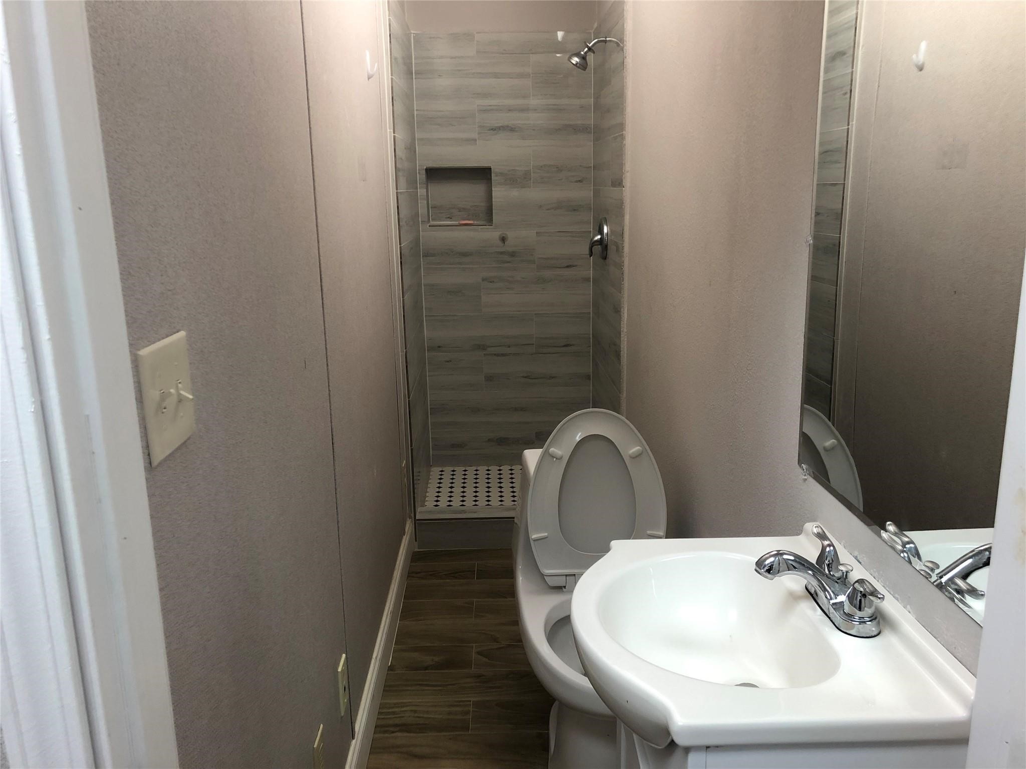 12838 Ann Louise Road Houston, TX 77038 - Photo 11 of 25