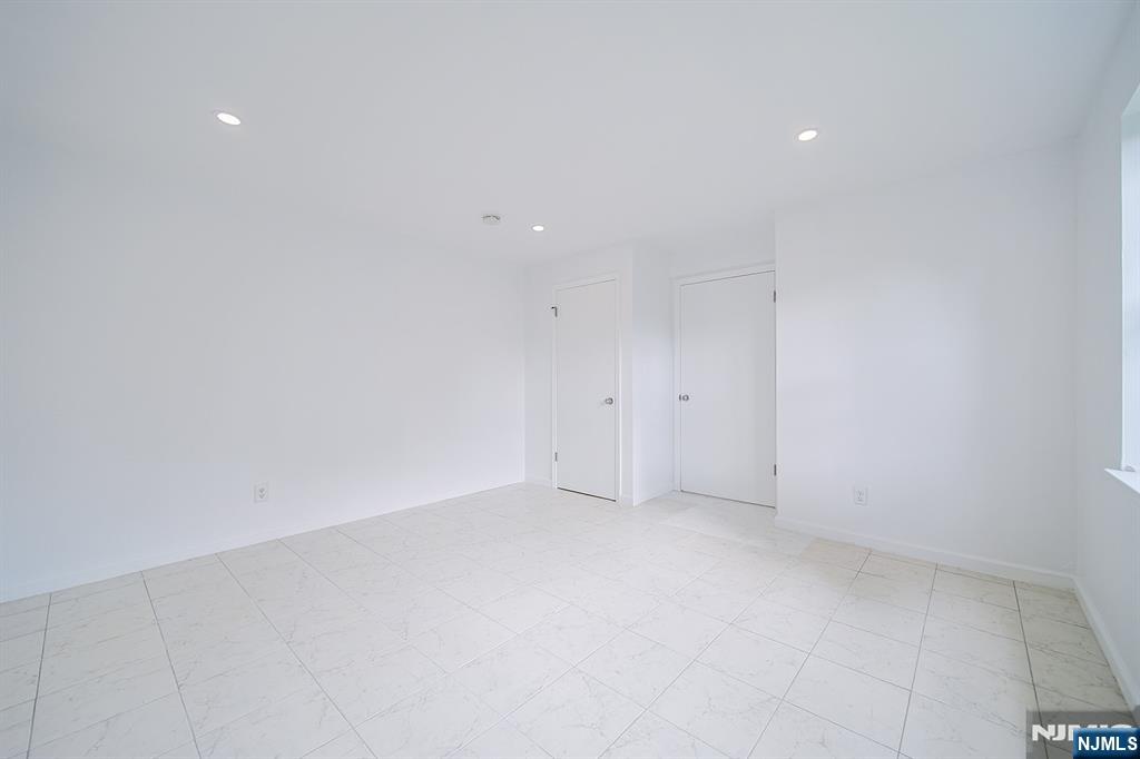 93 Myrtle Avenue, Unit G Edgewater, NJ 07020 - Photo 18 of 18