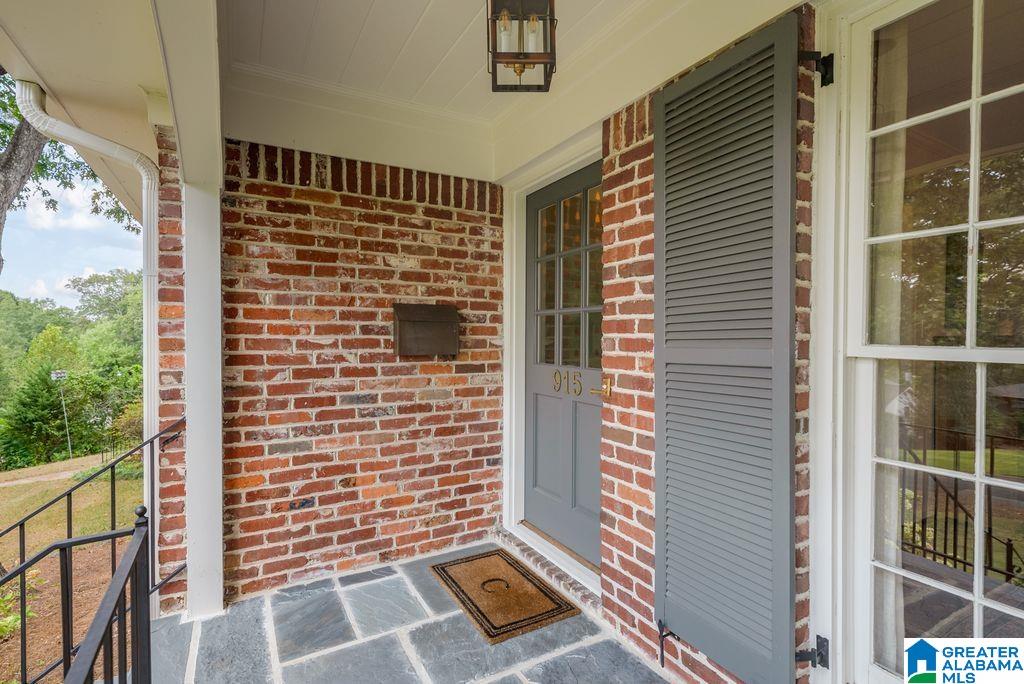 915 Landale Road Birmingham, AL 35222 - Photo 2 of 37