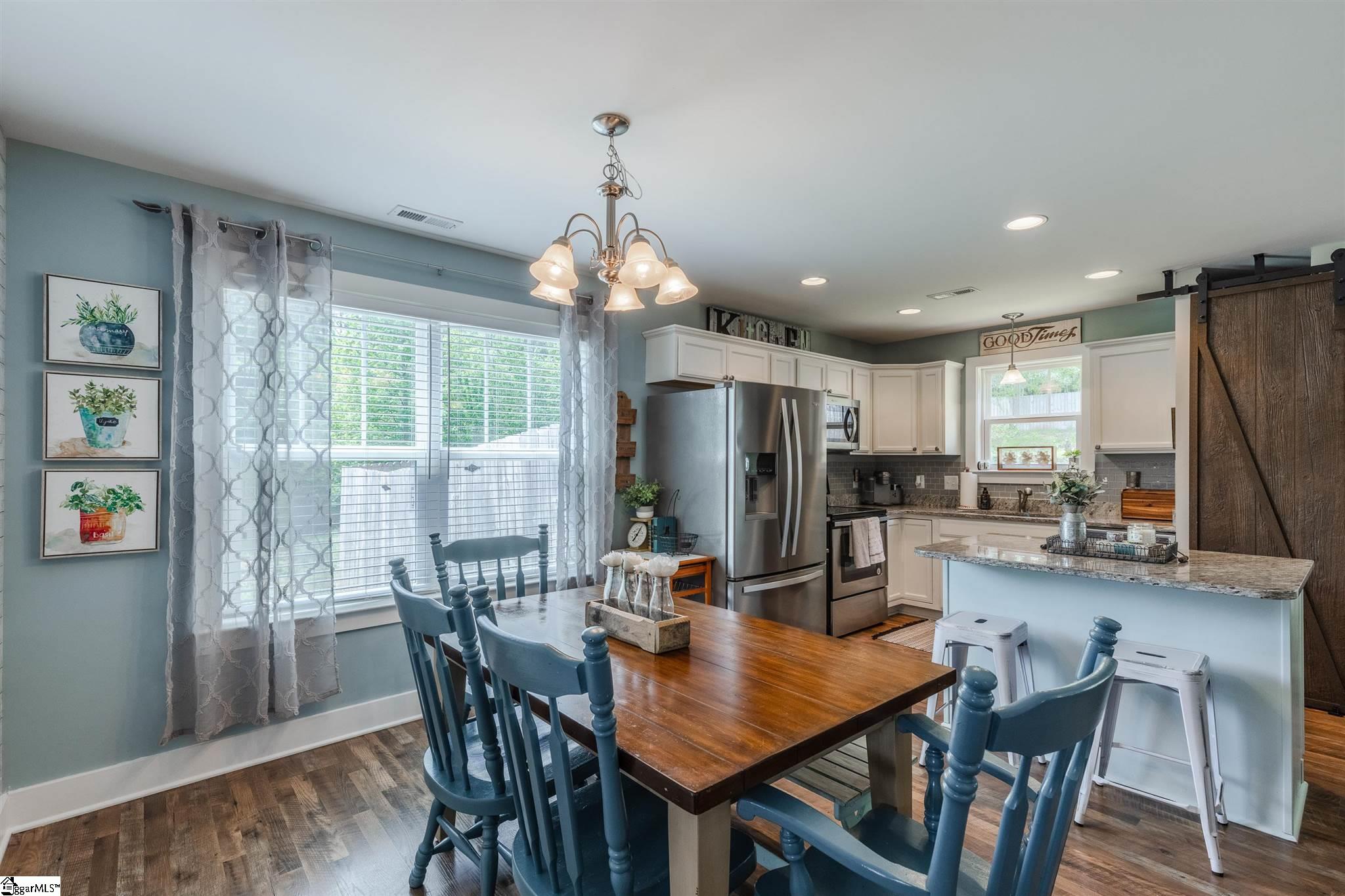 105 Malibu Road Liberty, SC 29657 - Photo 3 of 26 Gallery Image 3