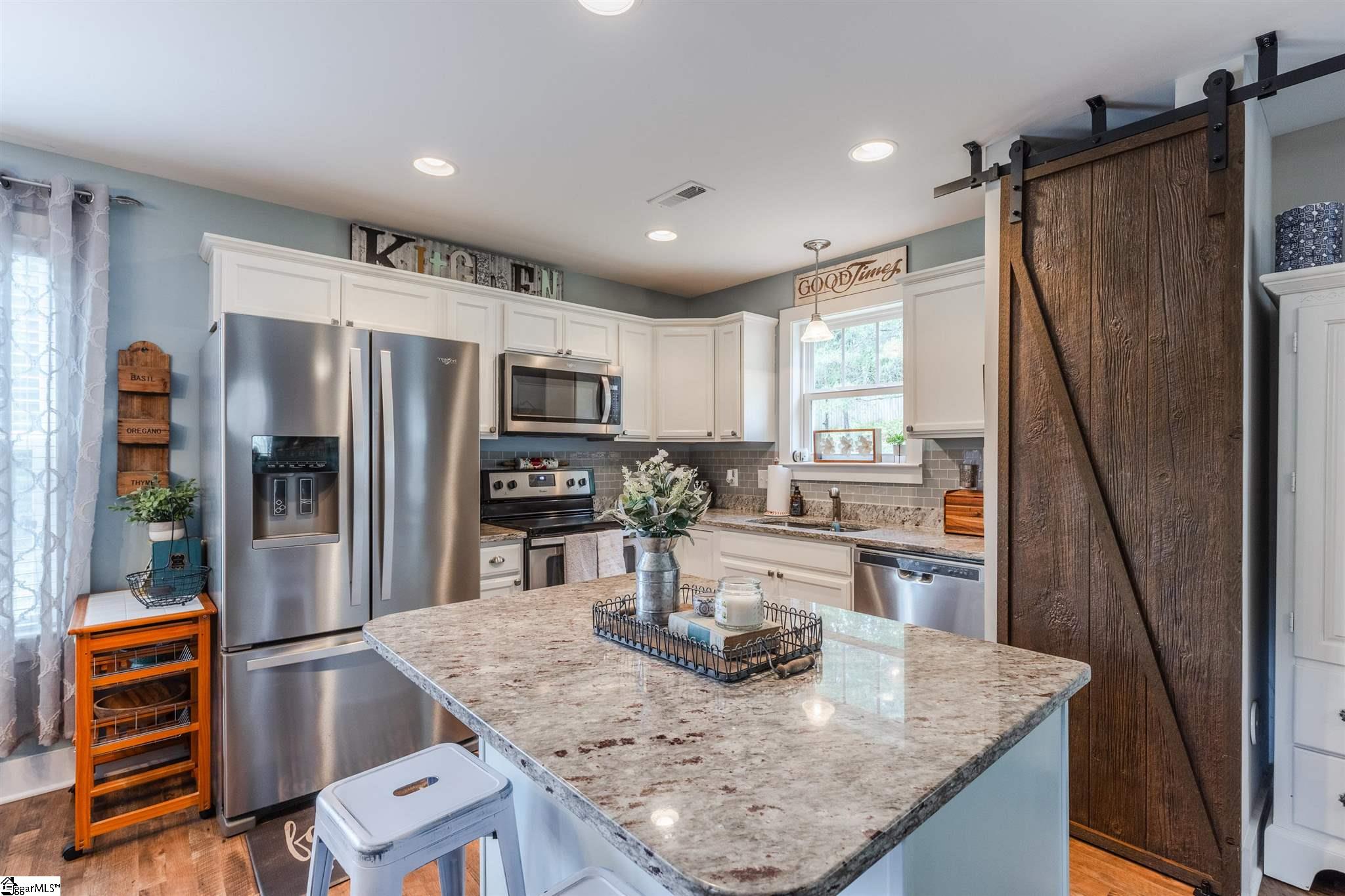 105 Malibu Road Liberty, SC 29657 - Photo 4 of 26 Gallery Image 4