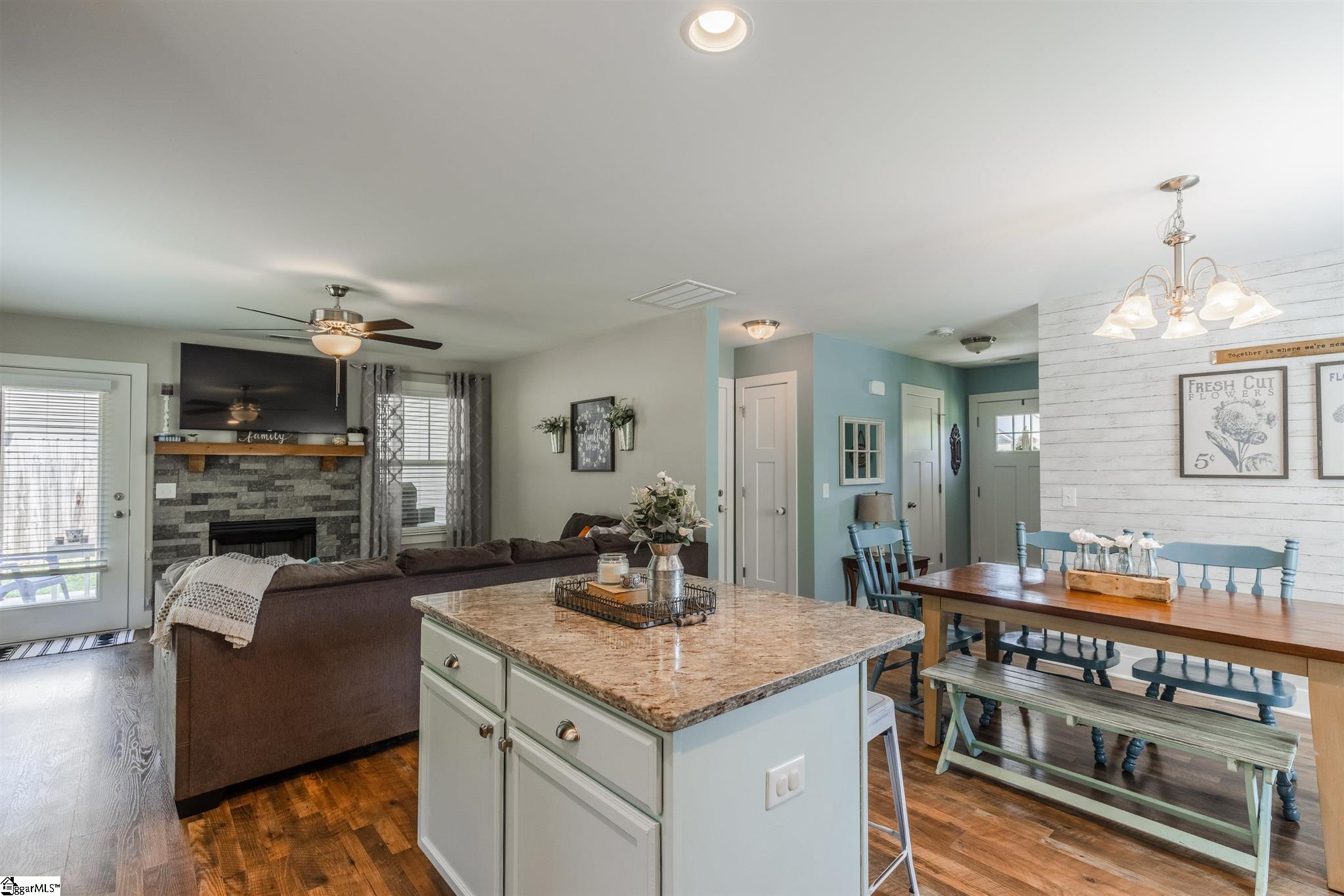 105 Malibu Road Liberty, SC 29657 - Photo 5 of 26 Gallery Image 5