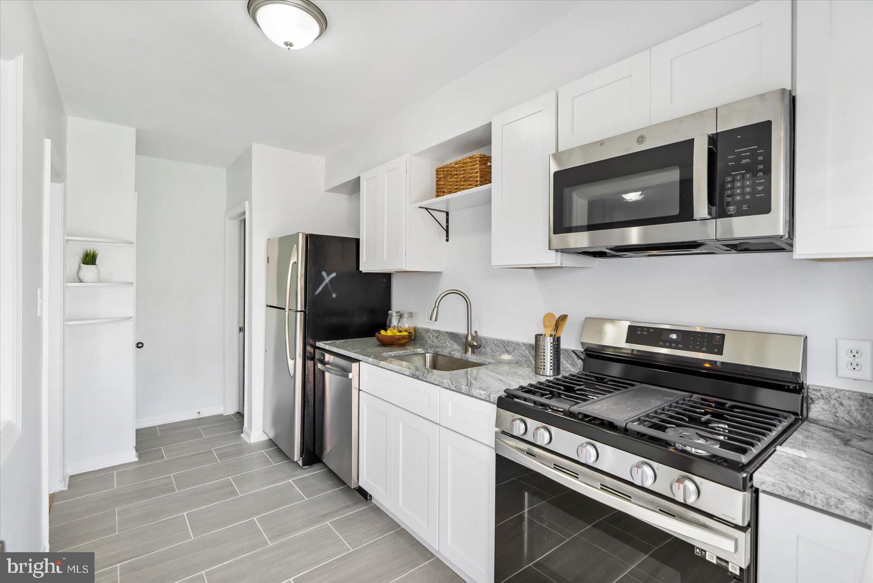 4603 Marble Hall Road Baltimore, MD 21239 - Photo 2 of 46