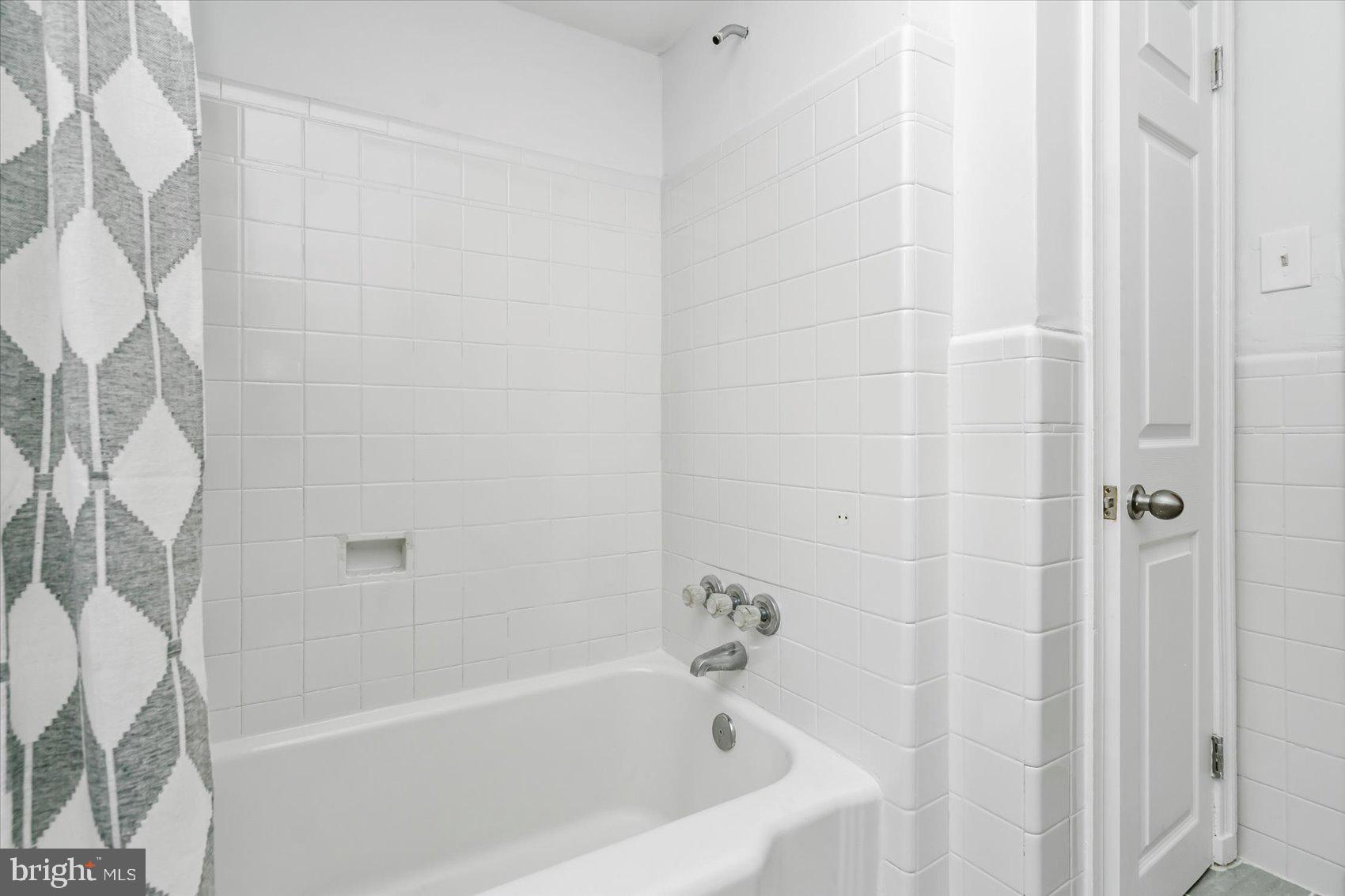 4603 Marble Hall Road Baltimore, MD 21239 - Photo 38 of 46