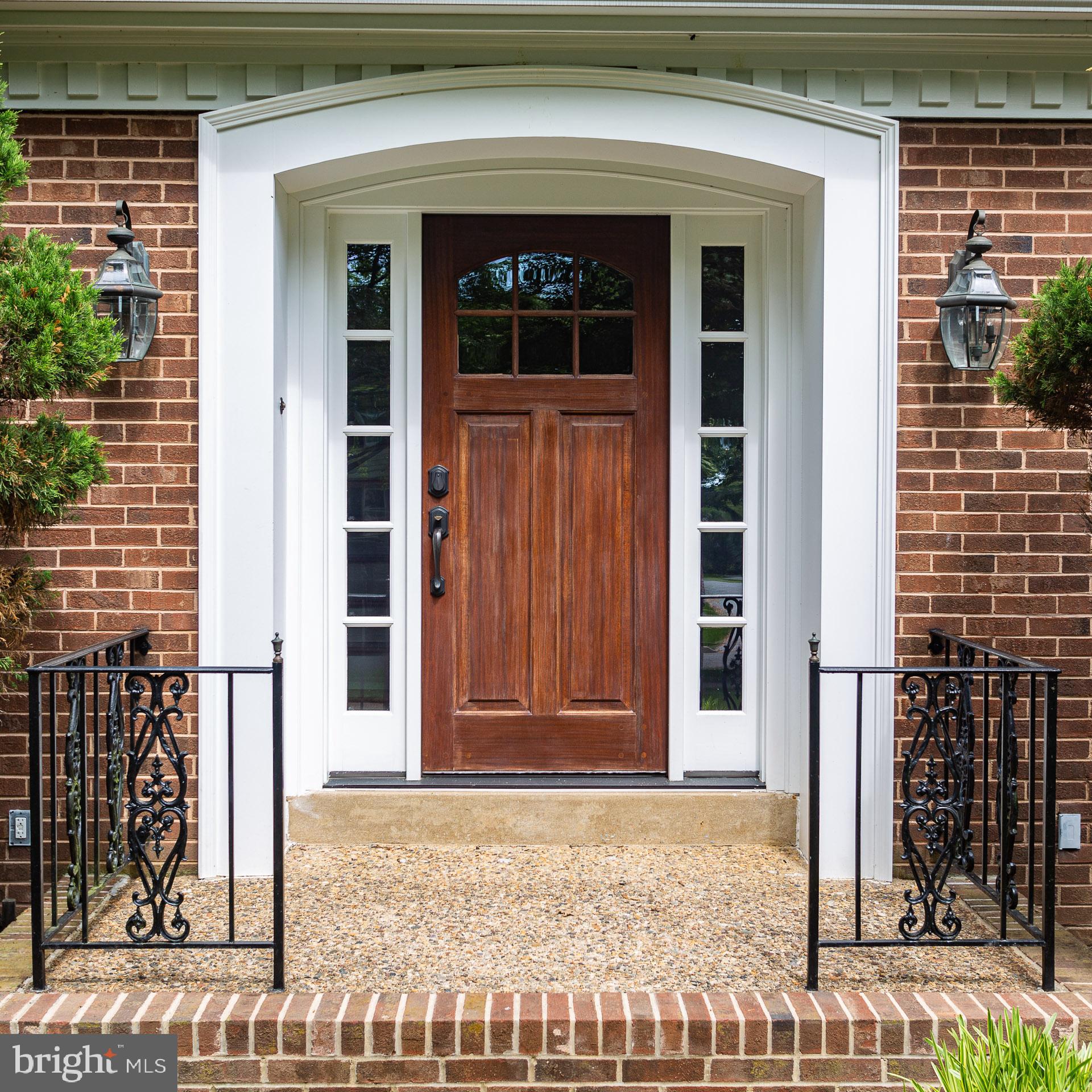 717 Burnley Road Wilmington, DE 19803 - Photo 3 of 38 Front door