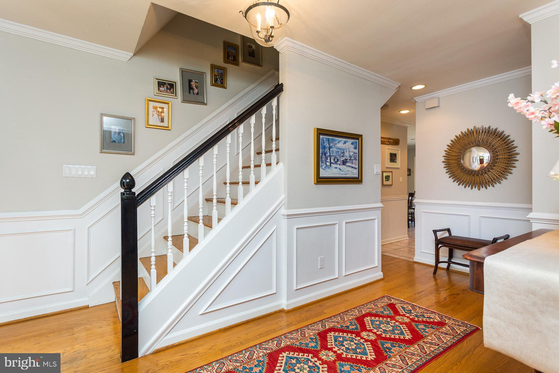 717 Burnley Road Wilmington, DE 19803 - Photo 4 of 38 Foyer