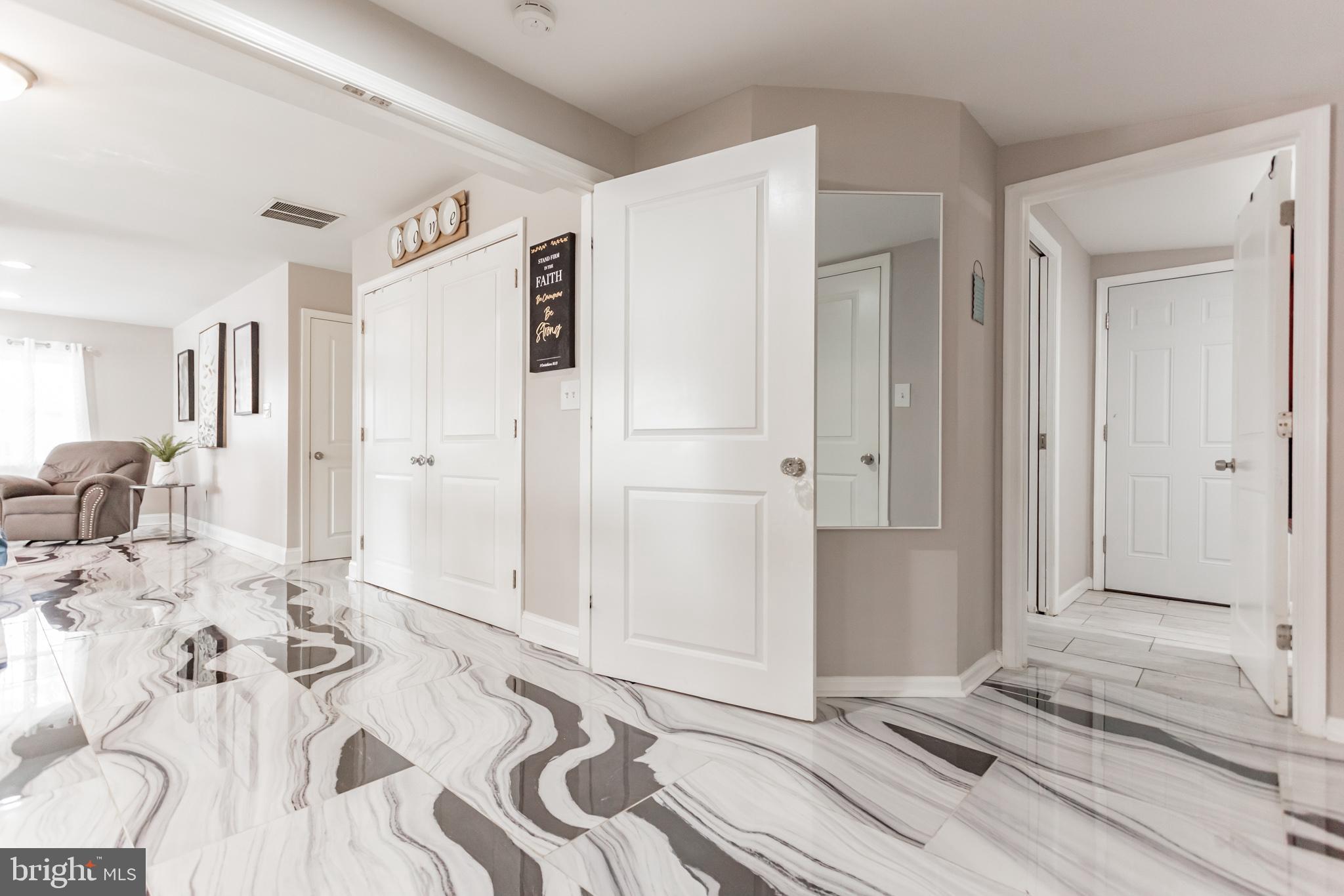99 Border Rock Road Levittown, PA 19057 - Photo 17 of 30 Gallery Image 17