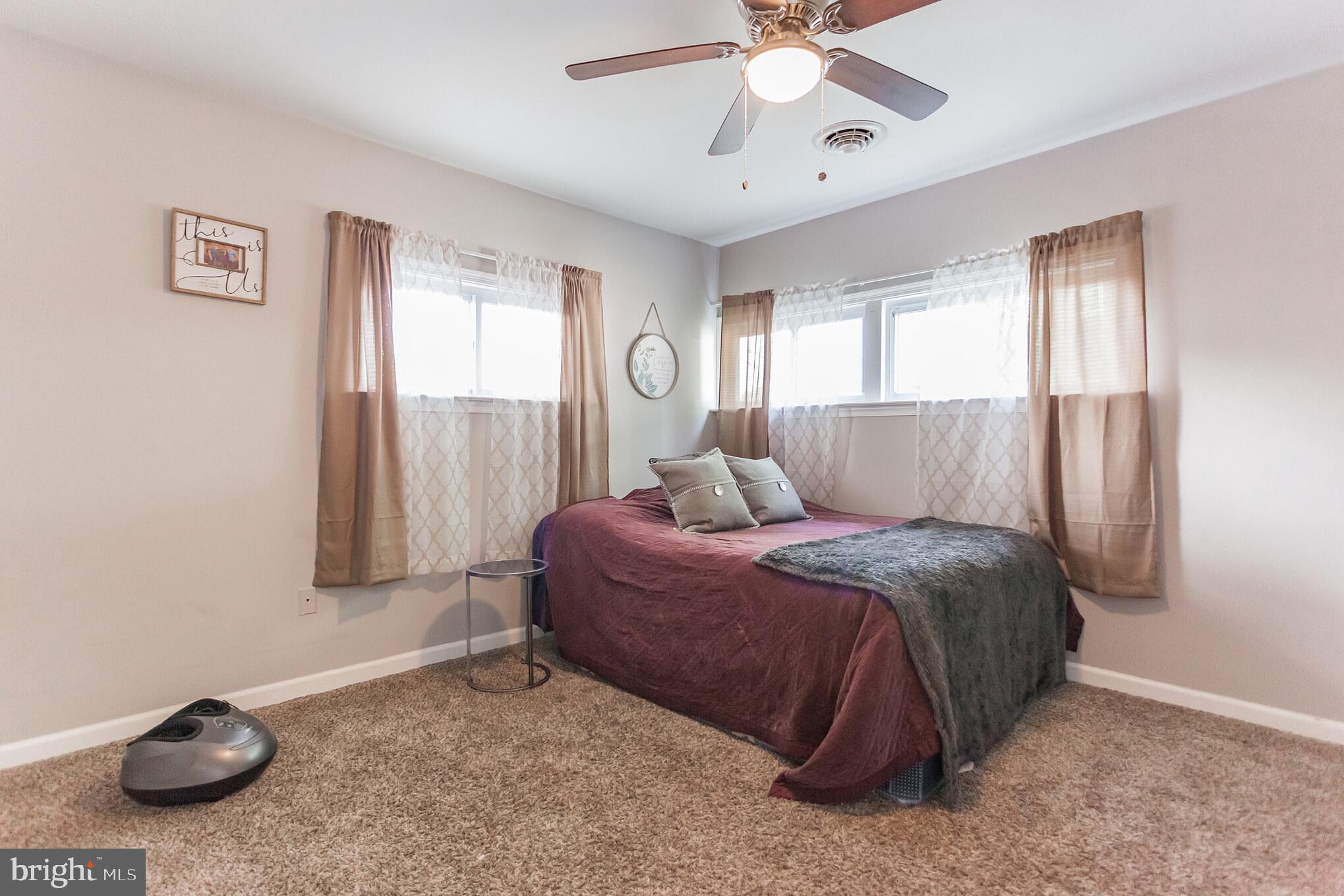 99 Border Rock Road Levittown, PA 19057 - Photo 24 of 30 Gallery Image 24