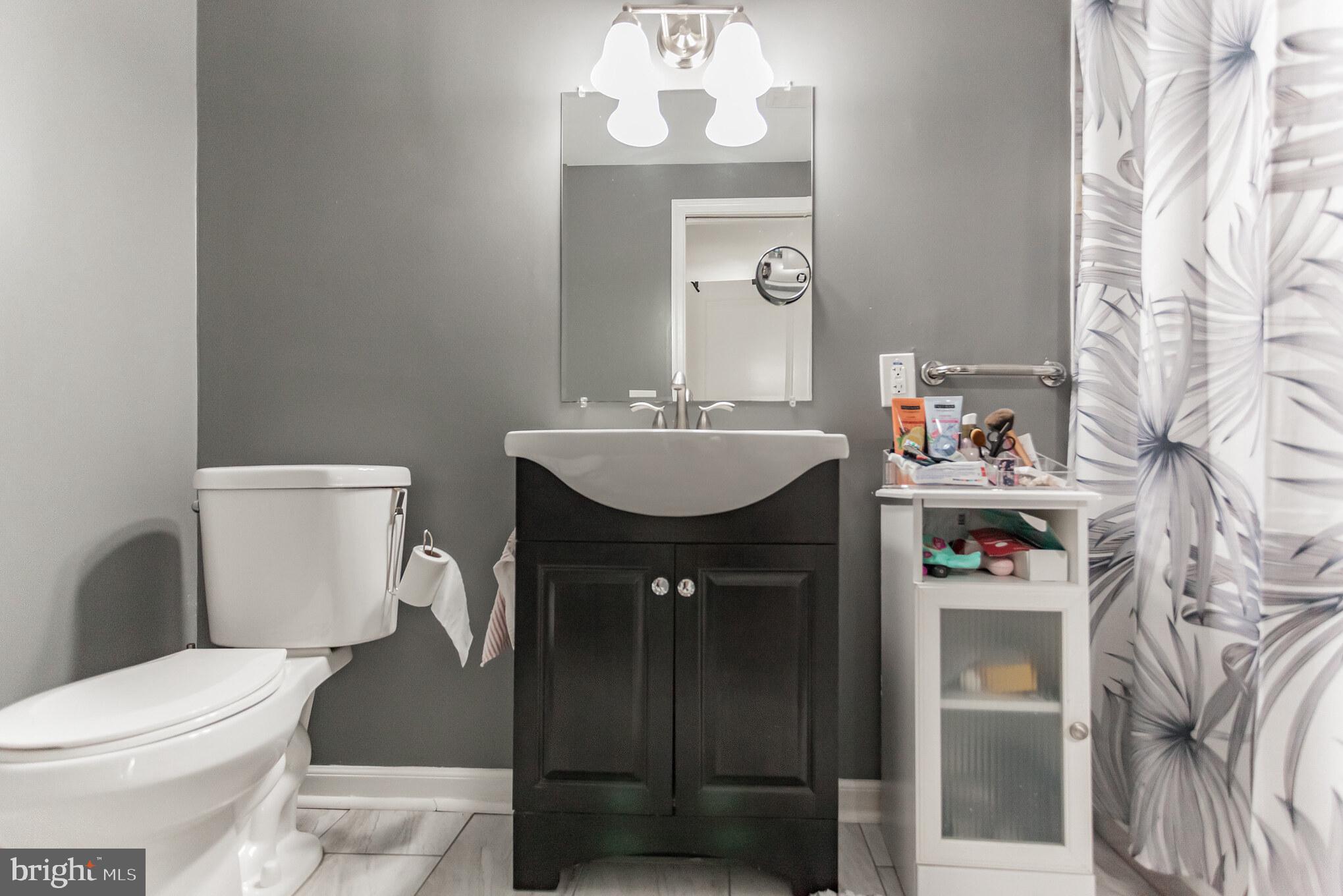99 Border Rock Road Levittown, PA 19057 - Photo 27 of 30 Gallery Image 27