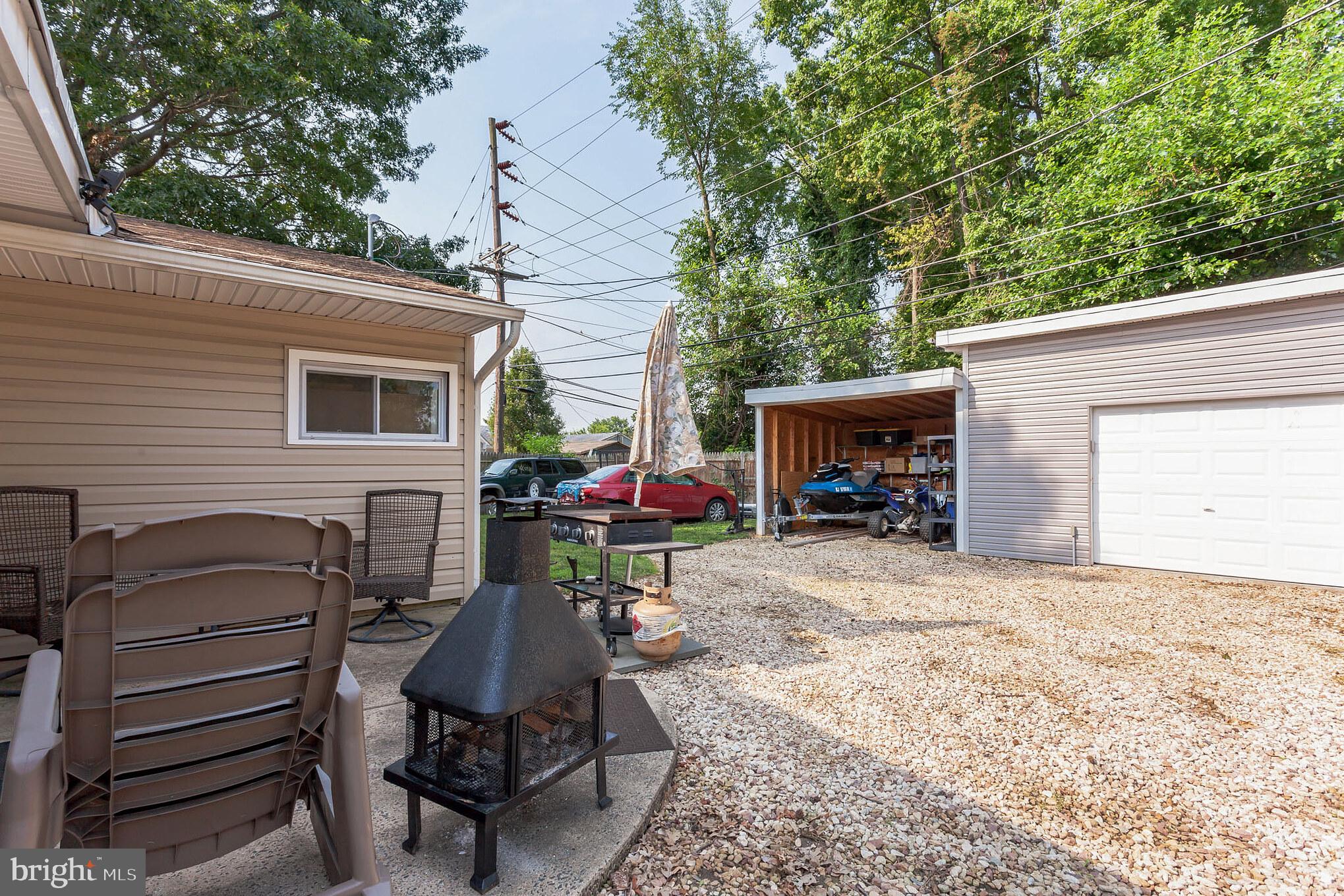 99 Border Rock Road Levittown, PA 19057 - Photo 30 of 30 Gallery Image 30
