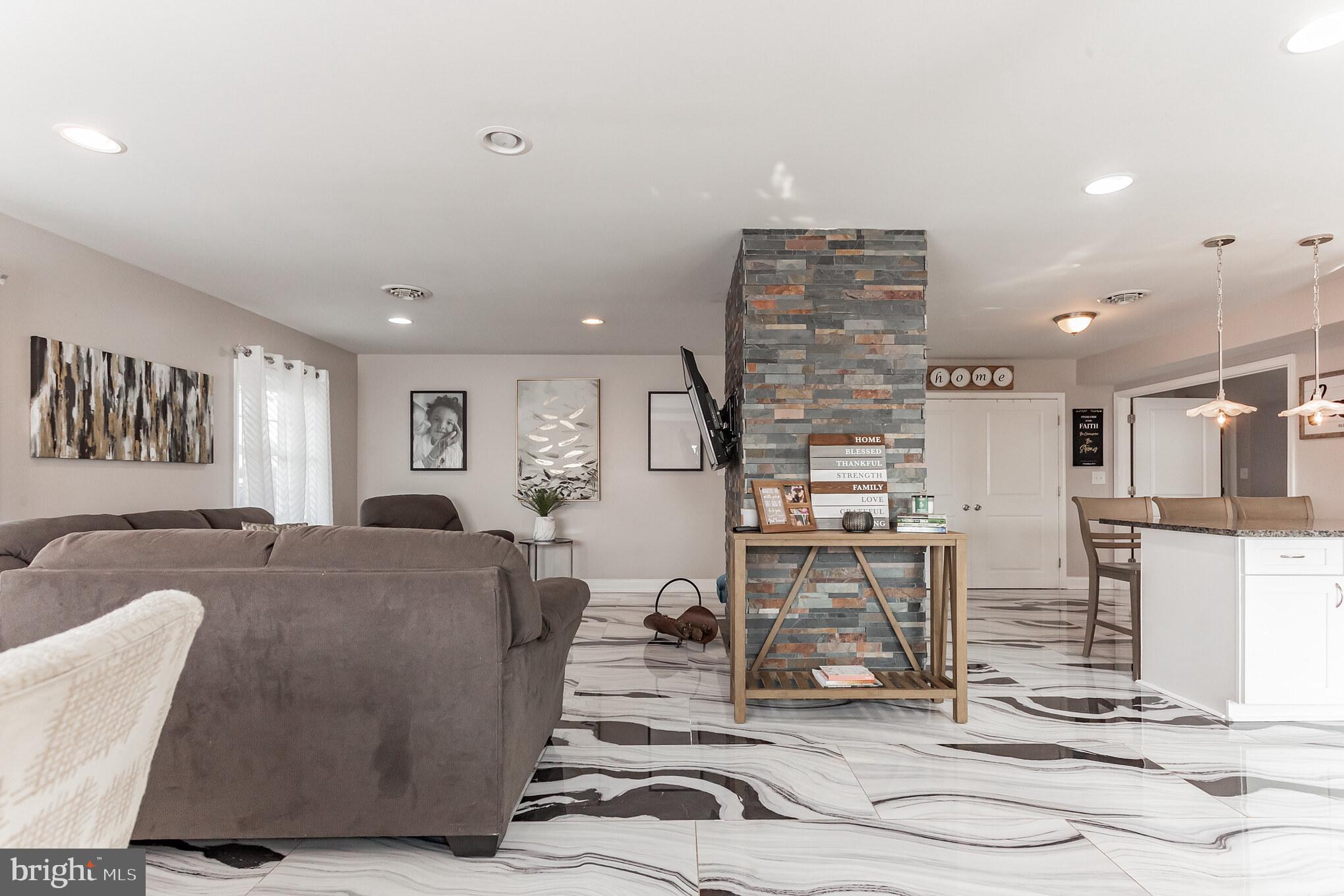 99 Border Rock Road Levittown, PA 19057 - Photo 9 of 30 Gallery Image 9