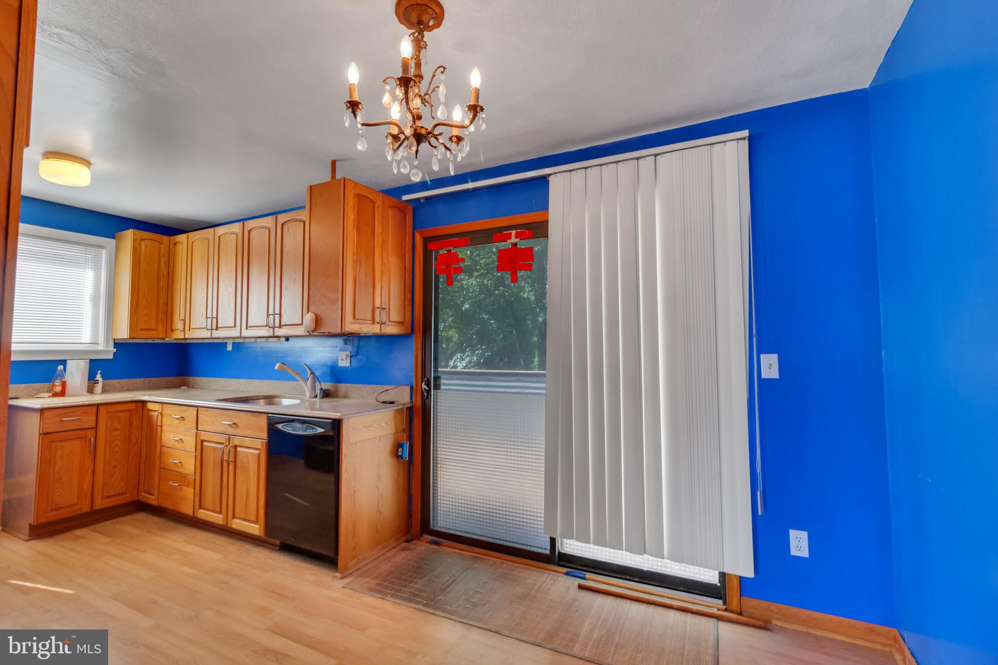 2826 Radius Road Silver Spring, MD 20902 - Photo 11 of 33