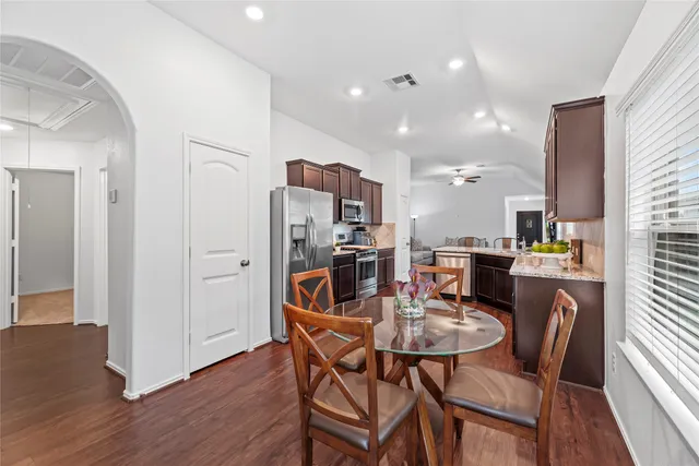 $299,500 | 10127 Lilac Croft Lane, Richmond, TX 77406