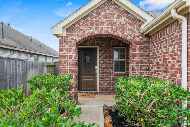 $299,500 | 10127 Lilac Croft Lane, Richmond, TX 77406