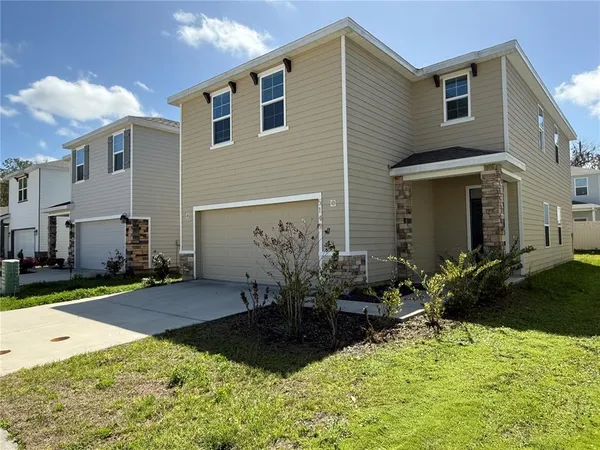$2,600 | 5149 Southwest 48th Lane, Gainesville, FL 32608