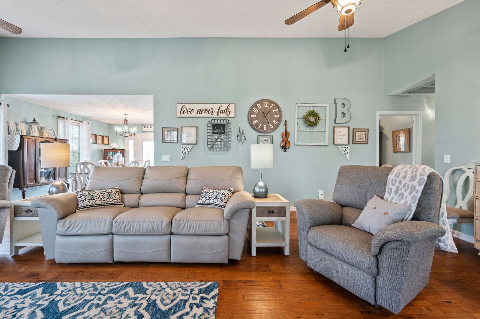 6388 Franklin Road Lebanon, TN 37090 - Photo 6 of 27 a living room with furniture and a table