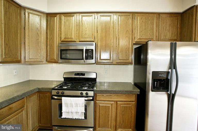 1237 Woodbrook Court Reston, VA 20194 - Photo 11 of 24 Kitchen #2