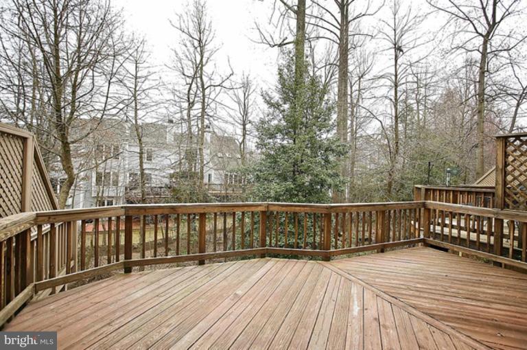 1237 Woodbrook Court Reston, VA 20194 - Photo 3 of 24 Deck