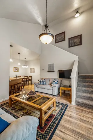 $378,500 | 34 Mangum Circle, Unit 8, Donnelly, ID 83615