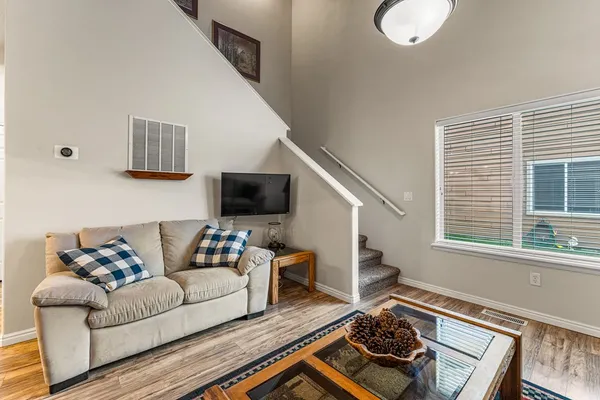 $378,500 | 34 Mangum Circle, Unit 8, Donnelly, ID 83615