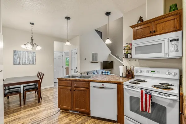 $378,500 | 34 Mangum Circle, Unit 8, Donnelly, ID 83615