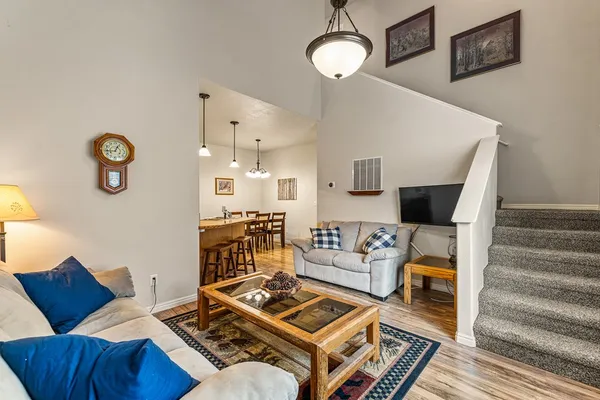 $378,500 | 34 Mangum Circle, Unit 8, Donnelly, ID 83615