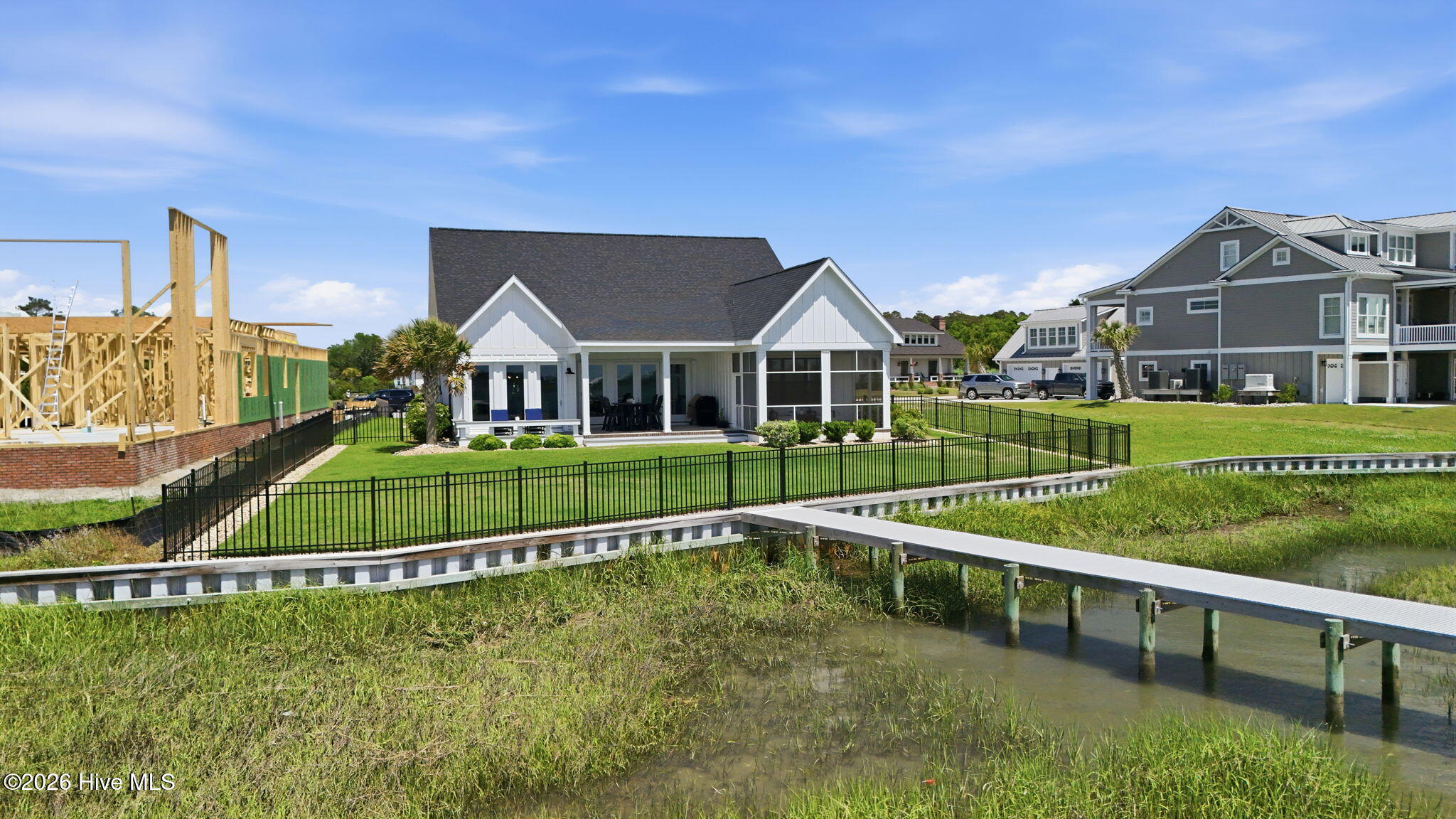 135 Gallants Point Road Beaufort, NC 28516 - Photo 2 of 68 Back left