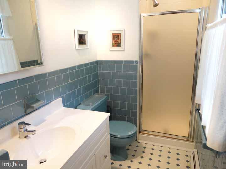 1721 Aidenn Lair Road Dresher, PA 19025 - Photo 14 of 22 Master Bathroom